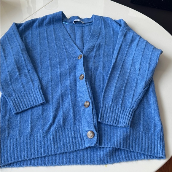 Mango Buttoned Cardigan - Picture 6 of 12